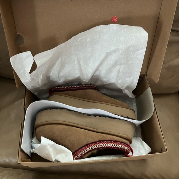 UGG Tazz Chestnut Slippers Size 7 - Picture 9 of 12